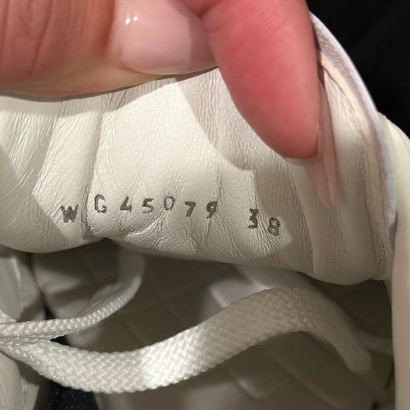 SOLD Chanel 23A white Trainers - size 38 - Picture 8 of 10